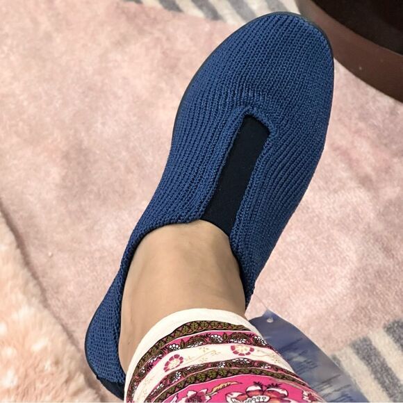 ARCOPEDICO Women’s ES Knit Slip On Shoes in the Size 40/9-9.5 US Size in Denim - Picture 7 of 13